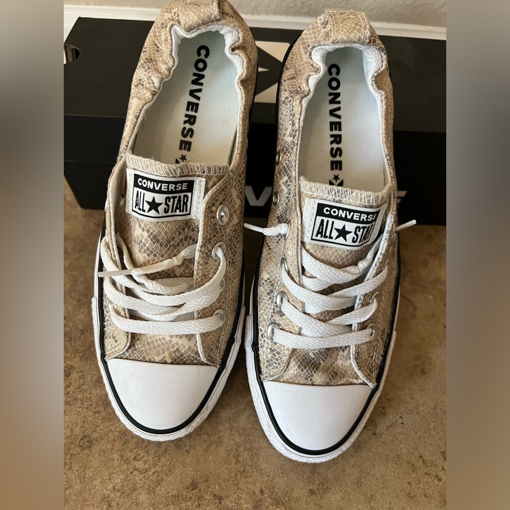 Woman’s Converse